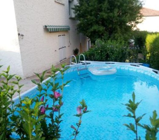 Appartement agreable...independant