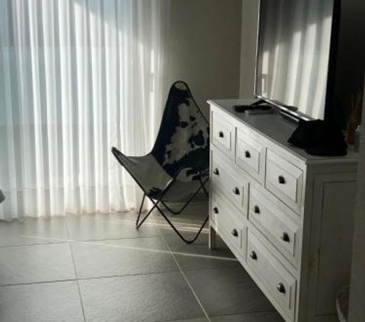 Vizion Suites Carilo