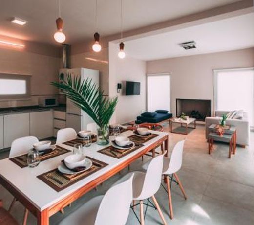 Azalea Luxury Lodge