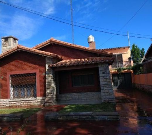Casa Familiar