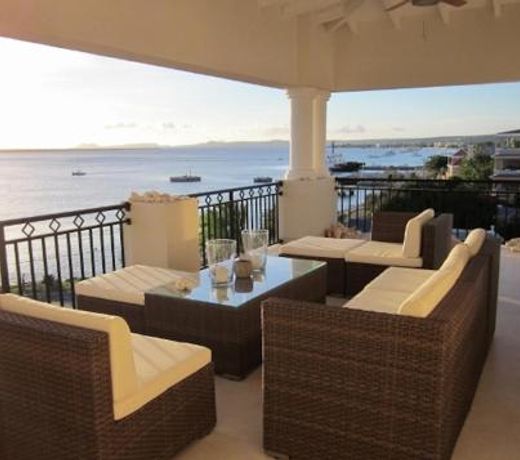 Bojo Oceanfront Penthouse