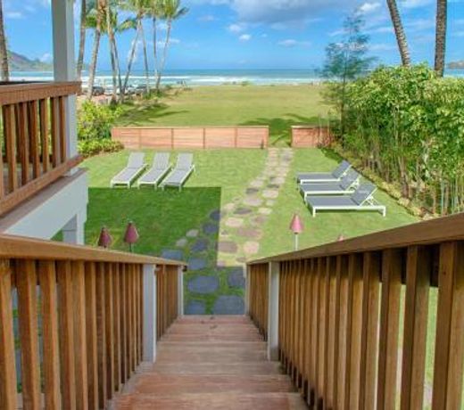 Hanalei Beach House Estate home