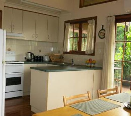 Ravensbourne Escape - Cedar Lodge