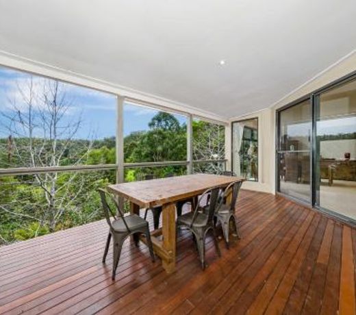 Ravensbourne Escape - Silverwood Lodge