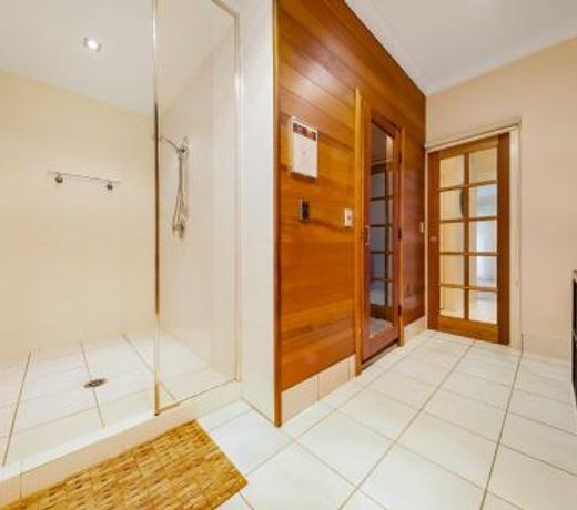 Ravensbourne Escape - Silverwood Lodge