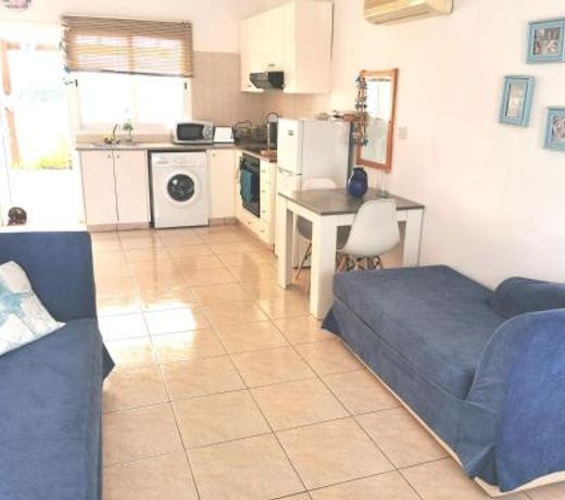 Elizabeth Apartment