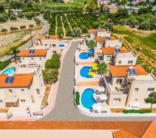 Green Valley Villa
