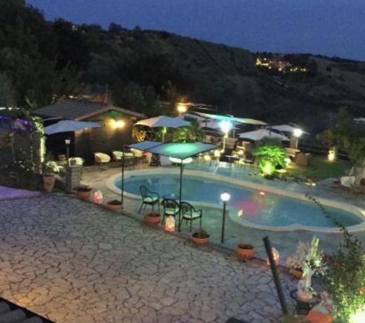Charming Villa in Monterotondo Italy with swimming pool