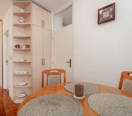 Apartment Gloria