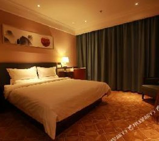 Starway Hotel Karamay University City