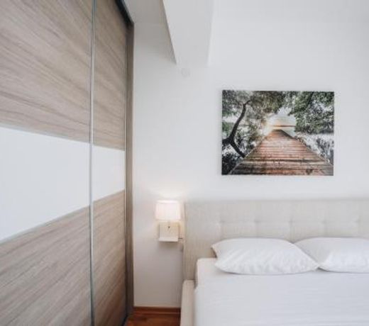 Status Aparment