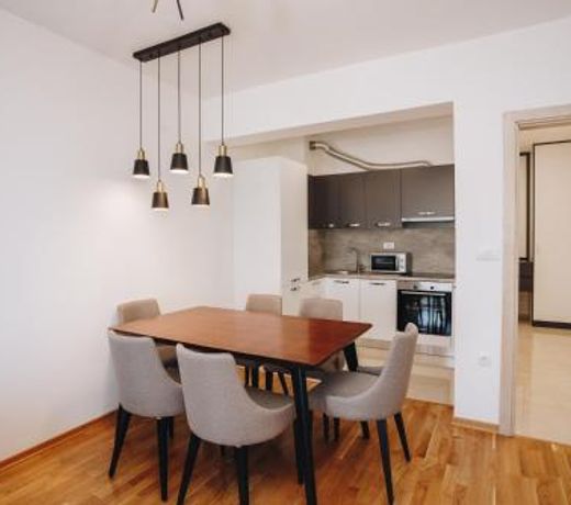 Status Aparment