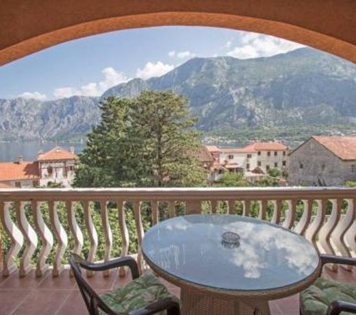 Studio Apt with amazing sea view in Kotor Prcanj