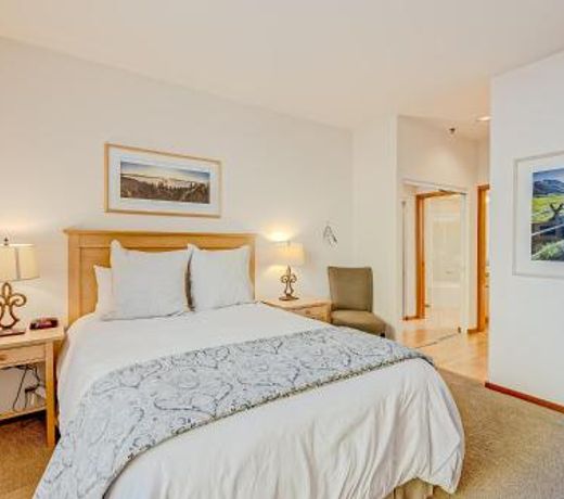 Ski-In Ski-Out Squaw Valley Lodge Slopeside Townhome