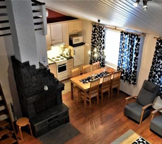 Polar Star Apartments