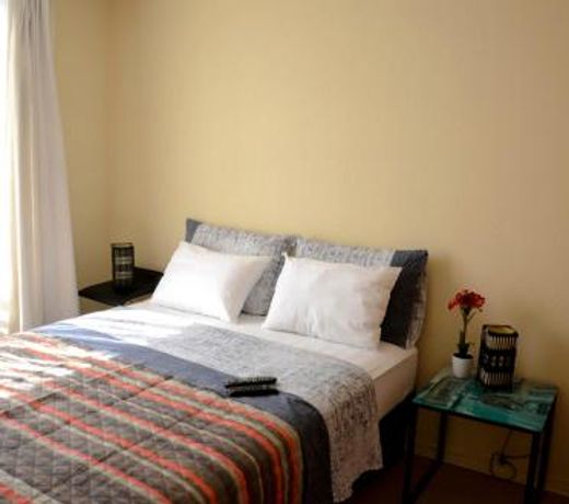Apart Hotel Q