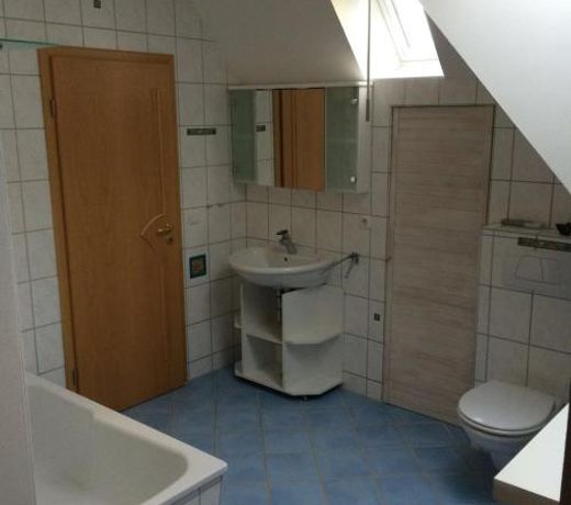 Moderne Maisonette-Wohnung am Karpfenteich; modern Apartment with view of the carp pond