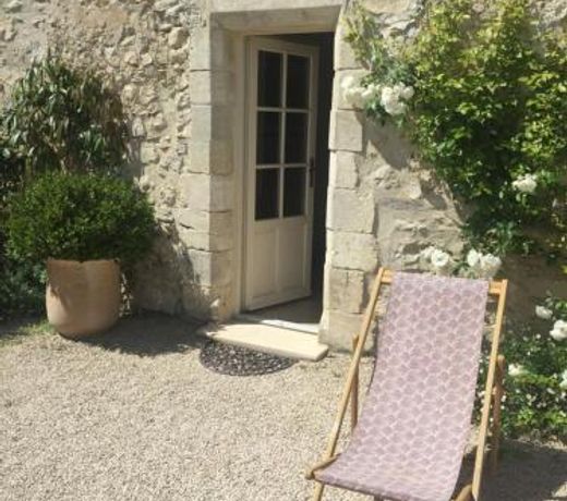 Maison de Charme dans Domaine 17ème