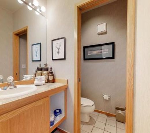 River Bank Lodge 2924