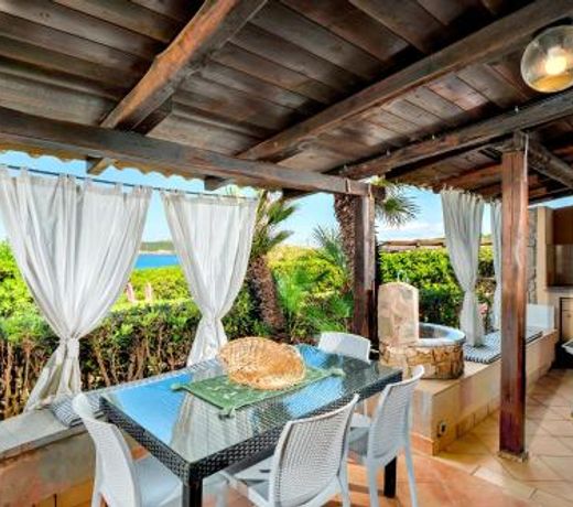 Villa a 50 metri dal mare