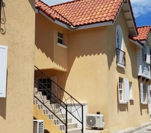 Beautiful South Coast 1bed Apt with Pool SC 7A