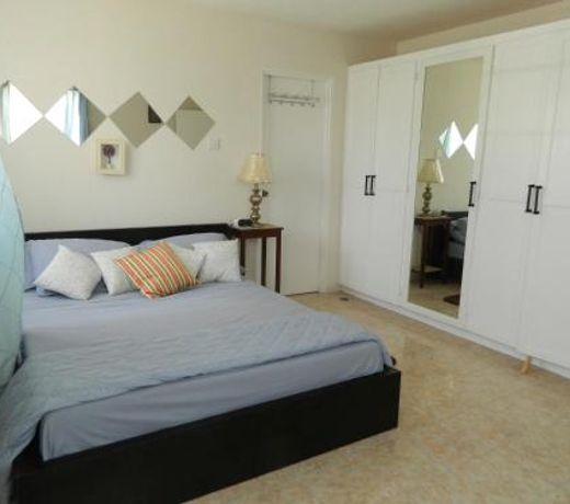 Barbados Breezy Villa
