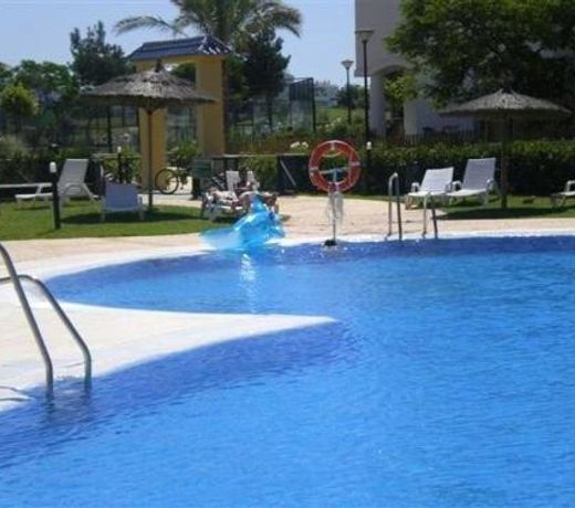 House with 2 bedrooms in Rota with shared pool and enclosed garden 500 m from the beach