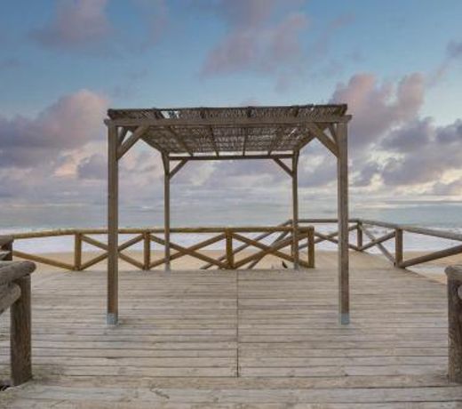 PALMERAS-CANDOR free parking by Cadiz4Rentals