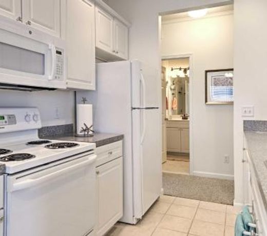 Elegant Coastal Resort Condo Minutes to Beaches!