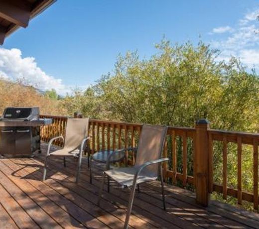 Abode at Swinging Bridge