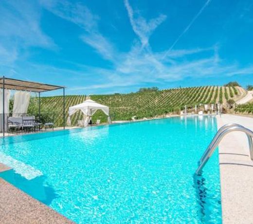 Classy Apartment in Ascoli Piceno with Pool