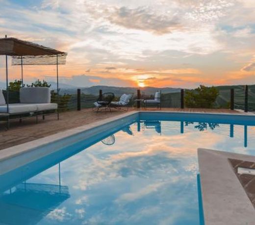 Charming Apartment in Ascoli Piceno with Swimming Pool