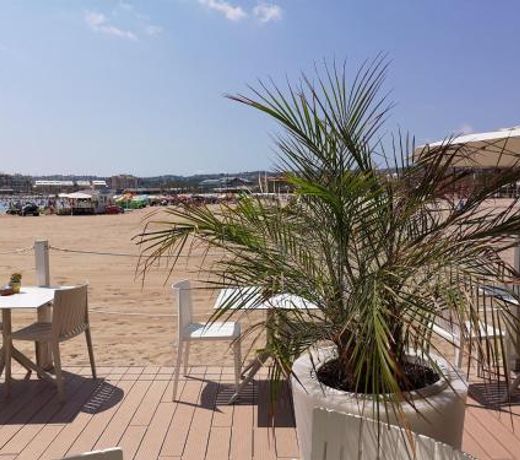 Lovely Holiday Apartment