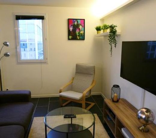 Evry-Courcouronnes : Appartement cosy avec hammam