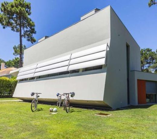 Villa Mosa Prestige Ultra Modern 4 Bedroom Well-Furnished Interior Table Tennis