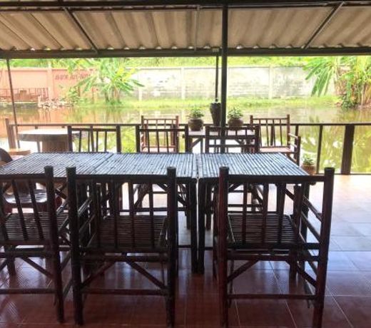 Lakeview Homestay Ratchaburi