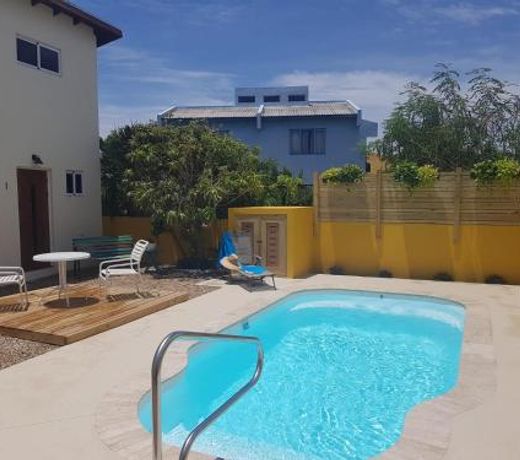 Anate Beach Apartments, Mangel Alto