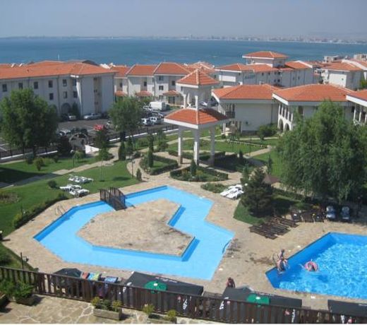 Apartment in Kambani 1 Apartcomplex