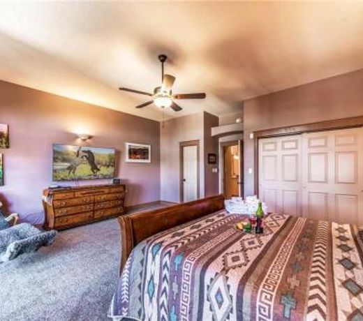 Casa Escondida, 4 BRs, Fireplace, Deck Views, Pet Friendly, Sleeps 8