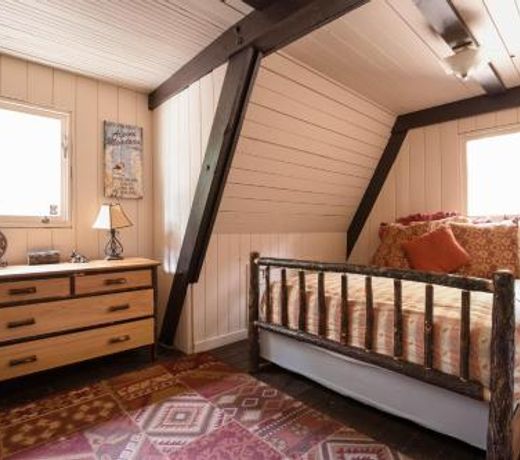 Sunshine Cabin