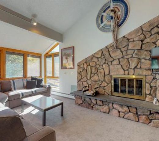 Ski View Lodge at Copper Junction