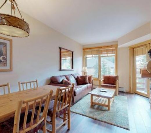 Tucker Mountain Lodge 321