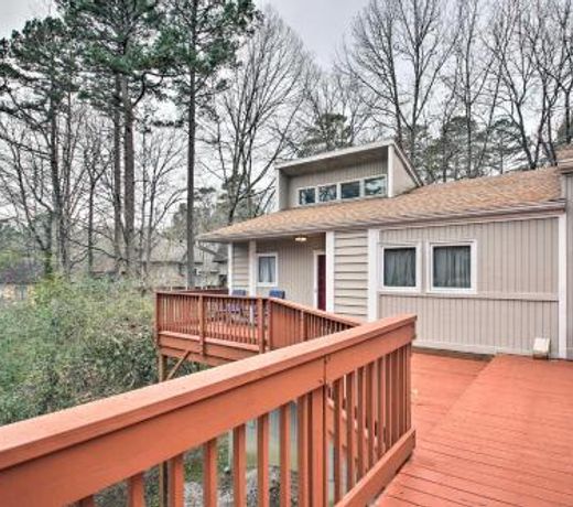 Family Friendly Hot Springs Village Townhome!