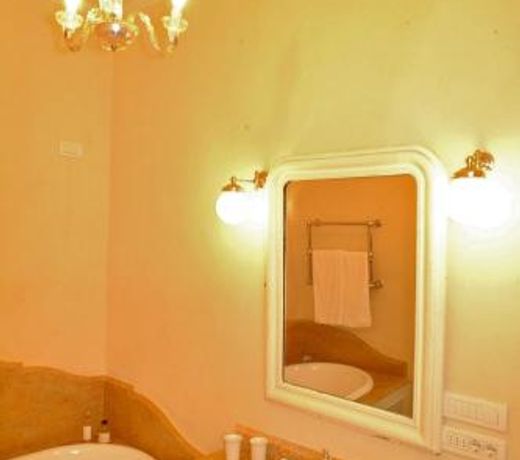 Blevio Villa Sleeps 12 Pool Air Con WiFi