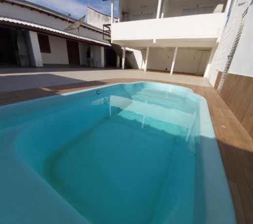 0006.01 - Maranduba - Apartamento