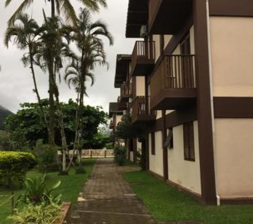 Apartamento em Maranduba