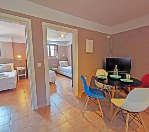 Anaroussa Diros Apartment