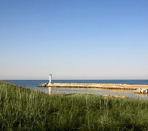 Sky sea pension