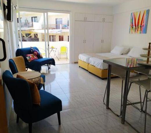 Santa Thekla Boutique Studio