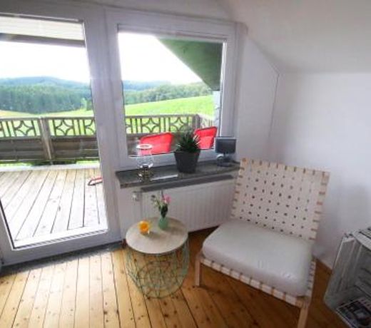 Kleines Cottage mitten in der Natur mit eigener Terrasse und Sonnenbalkon